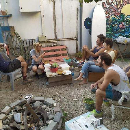 Juha'S Guesthouse - Zarqa Bay Jisr ez Zarqa Eksteriør bilde