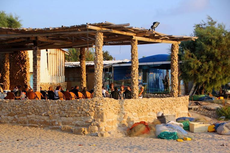 Juha'S Guesthouse - Zarqa Bay Jisr ez Zarqa Eksteriør bilde