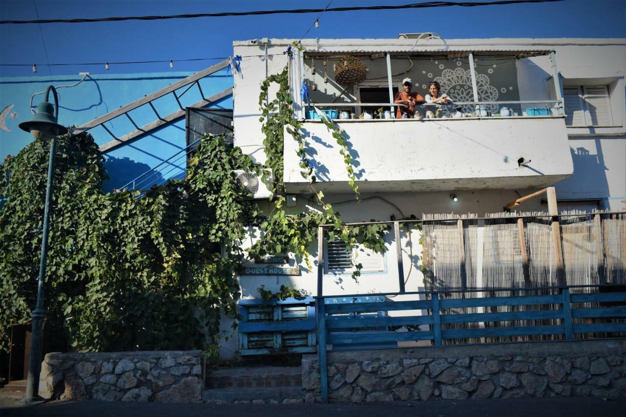 Juha'S Guesthouse - Zarqa Bay Jisr ez Zarqa Eksteriør bilde